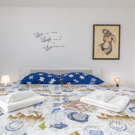 Sweet Apartment Tony Pula Luaran gambar