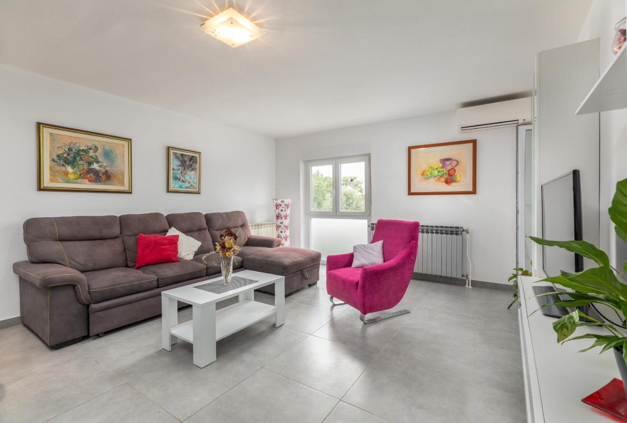 Sweet Apartment Tony Pula Luaran gambar